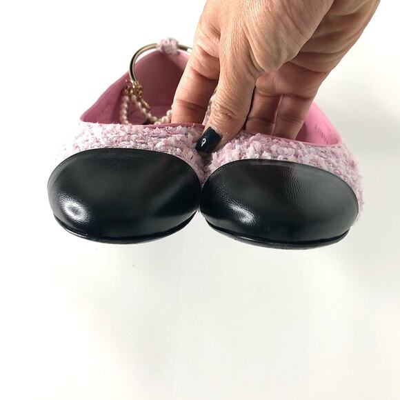 Chanel CC Logo Camellia Charm Pearl Chain Pink Tweed Cap Toe Ballerina Flats 37 - Picture 8 of 13